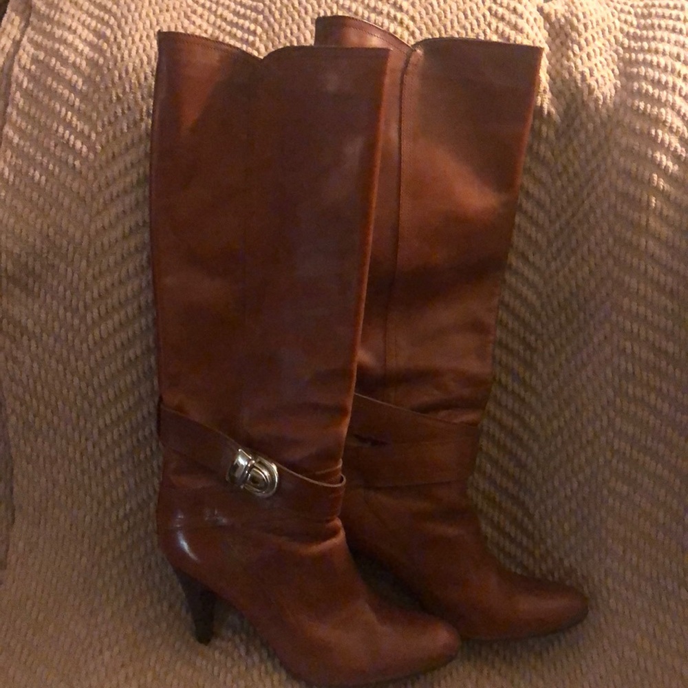 VERO CUOIO LEATHER BOOTS
